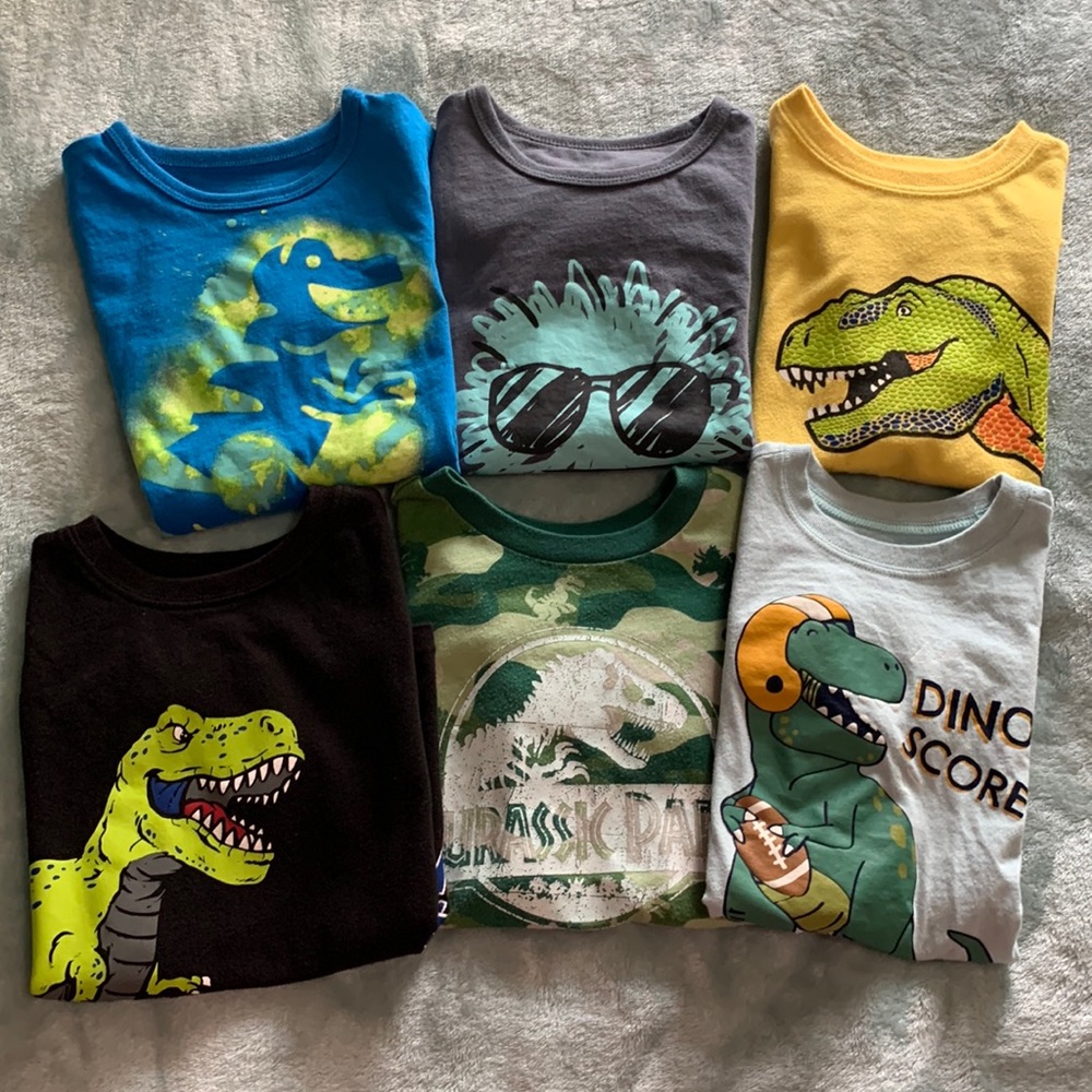 6 t-shirts
